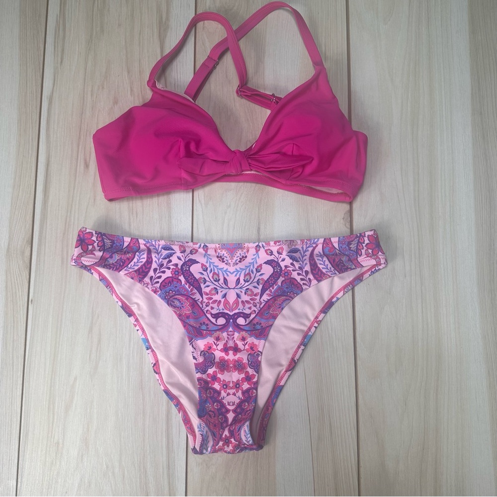 NWT Cupshe Bikini Criss Cross Back adjustable straps Floral‎ Print Size  Medium